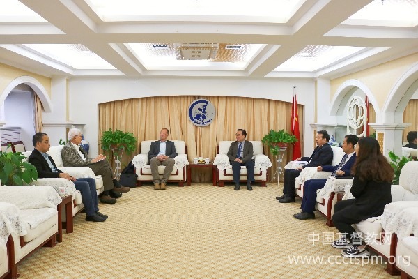 挪威圣约教会哈勇恩牧师一行访问陕西省基督教两会