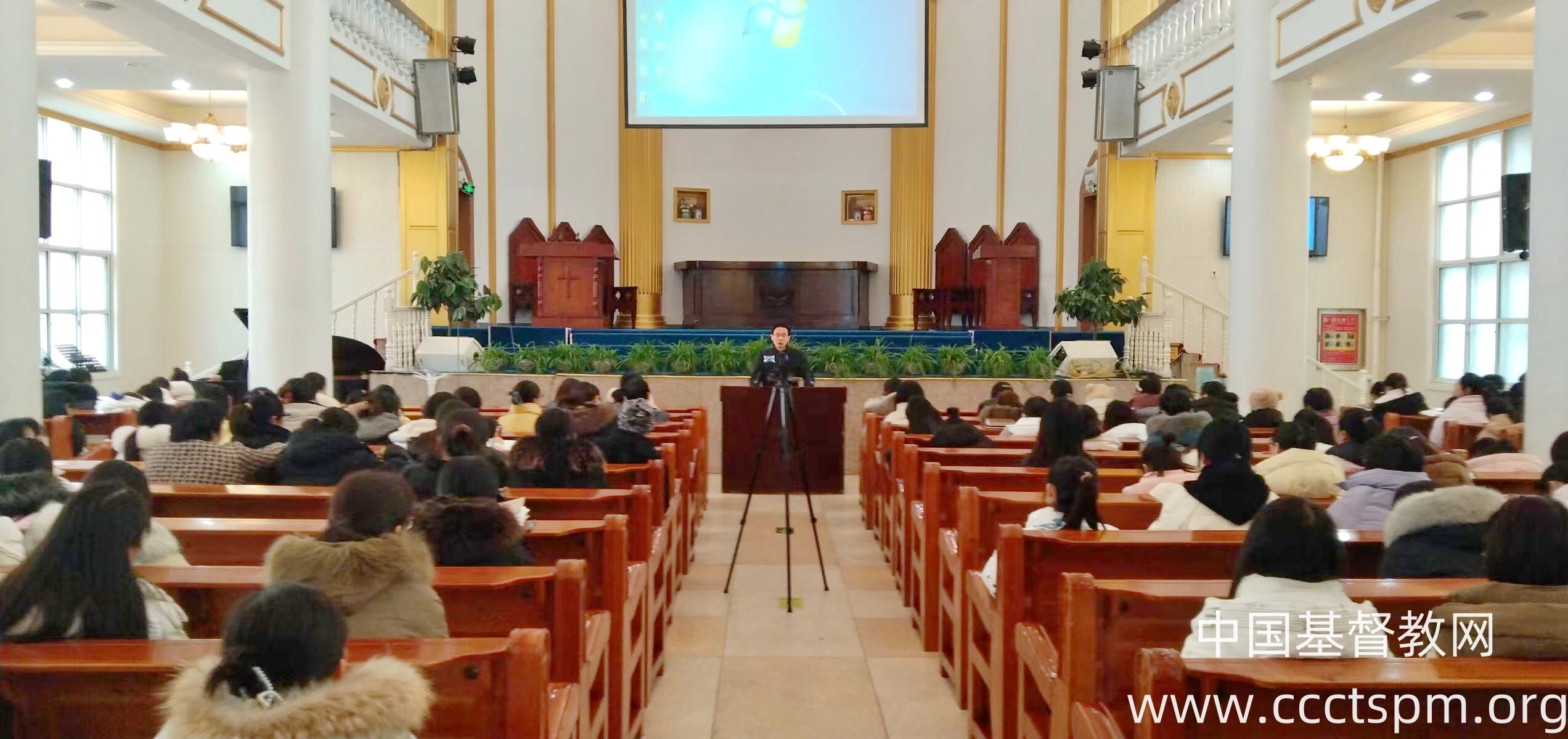 河南神学院组织学习中国基督教第十一次代表会议精神