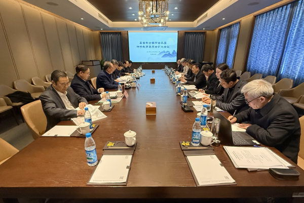 基督教全国两会本届神学教育委员会扩大会议在苏州召开