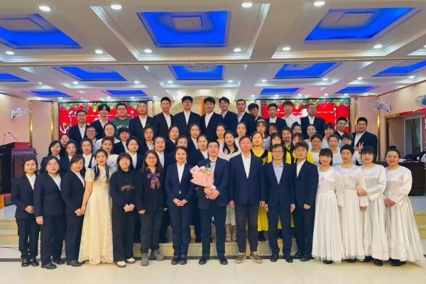 吉林省圣经学校举办2025年平安夜赞美聚会