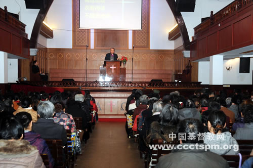 新加坡圣公会周贤正荣休大主教访甬