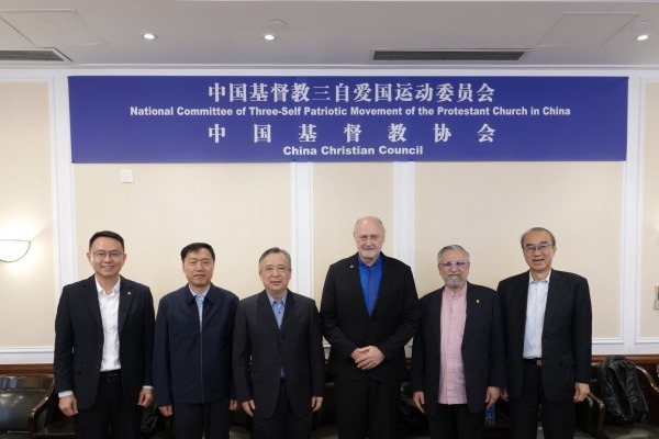 中国基督教两会接待联合圣经公会一行